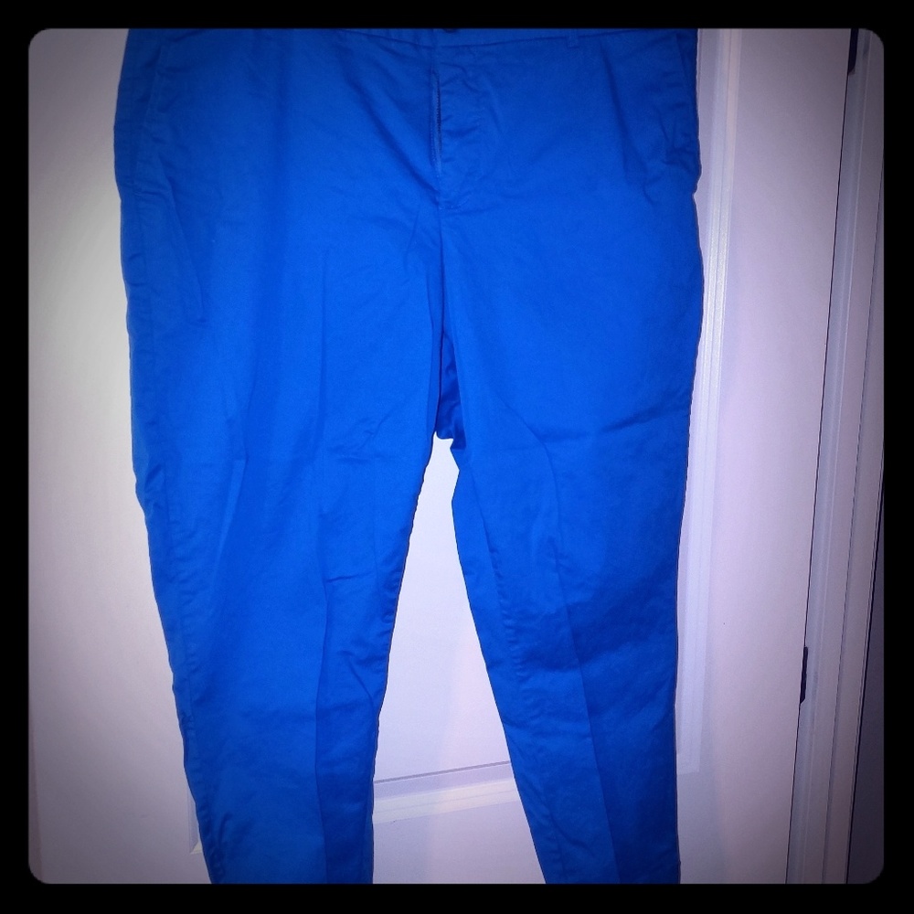 Capri pants